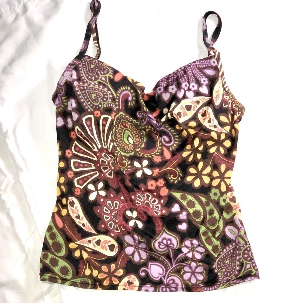 Victoria’s Secret tankini top Black with floral and heart design 34B